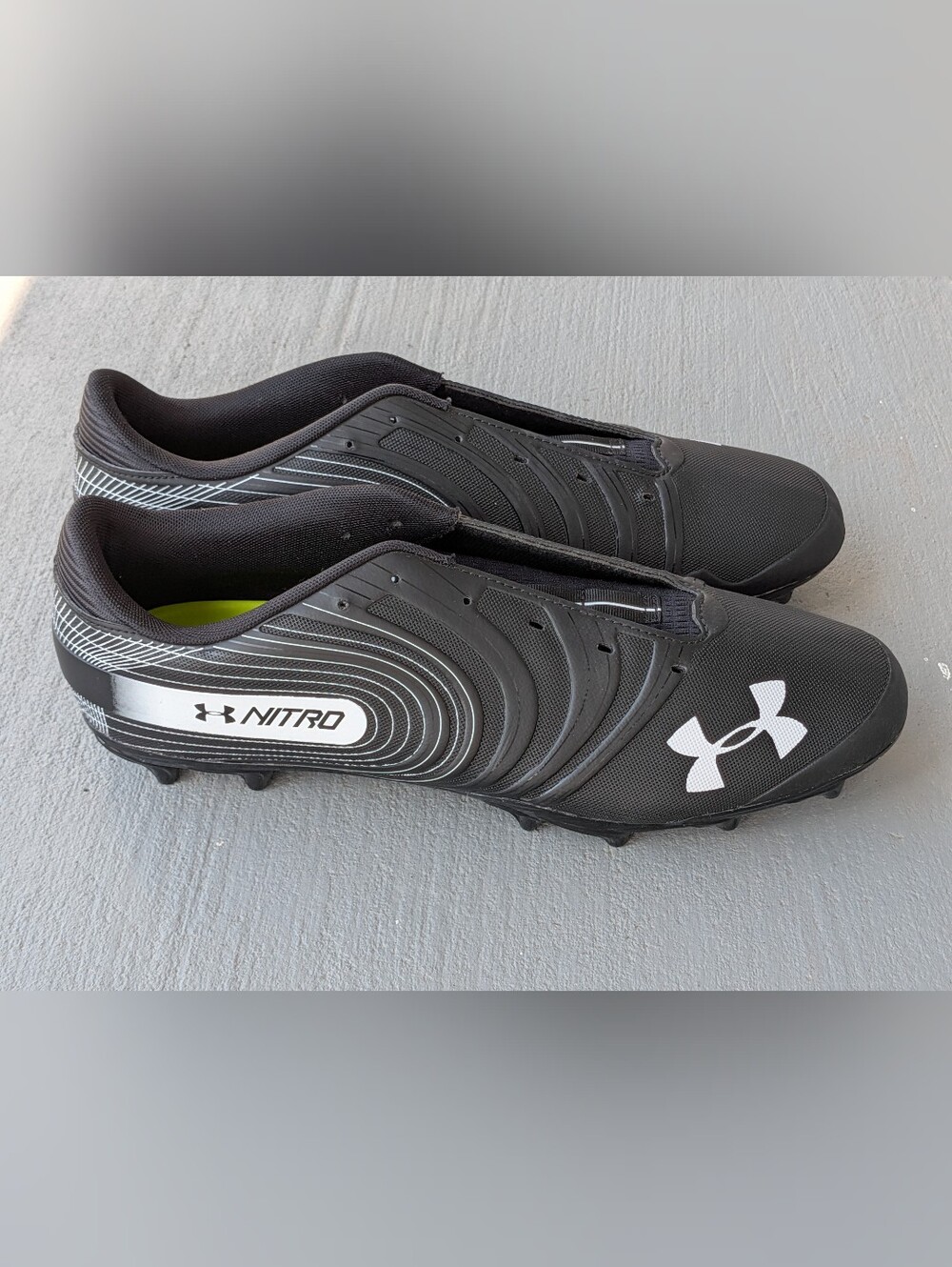 Under Armour Nitro Football Cleats Men's Size 16 Black White 3021067-002